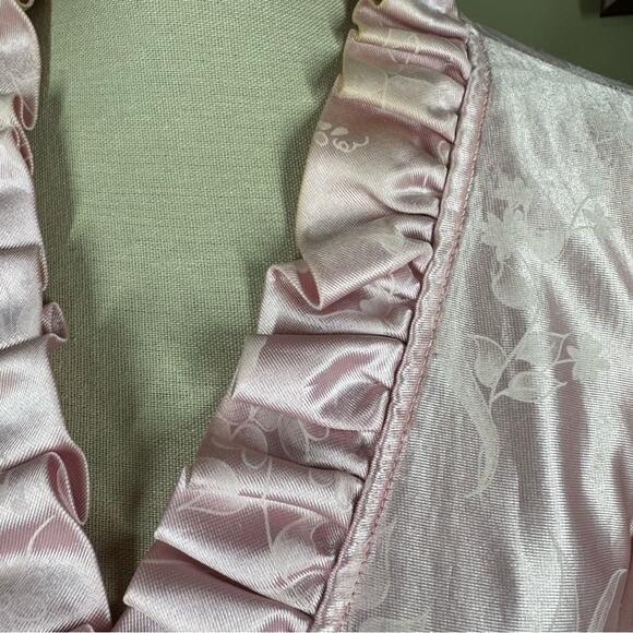 Vintage 70’s Miss Elaine Satin Floral Print Ruffle Trim Puff Sleeve Robe - Picture 7 of 9